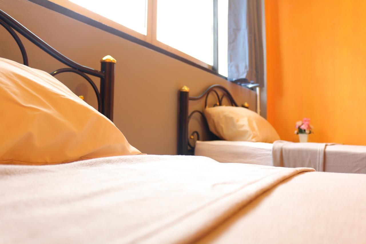 Ama Phuket Hostel Eksteriør bilde