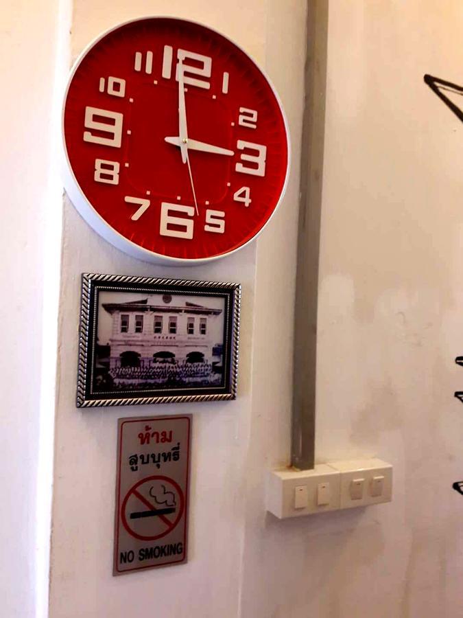 Ama Phuket Hostel Eksteriør bilde